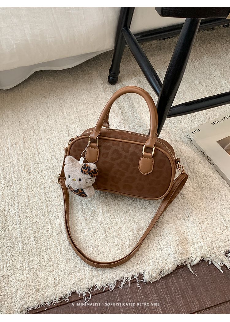 New Fashion Classic Leopard Print Square Crossbody Bags Zipper Popularity Luxury Handbags for Women Bowling Bag Shoulder Bags B0240