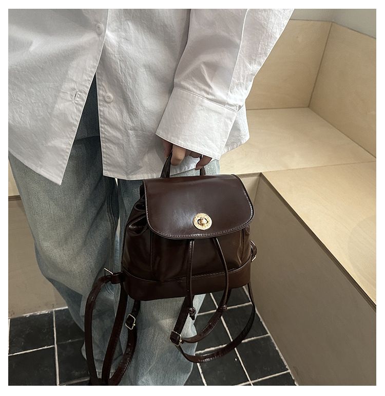 Casual College Women's Backpack Small Travel Bag Fashionable Retro Autumn Winter Leisure Pack Soft Polyester B0305