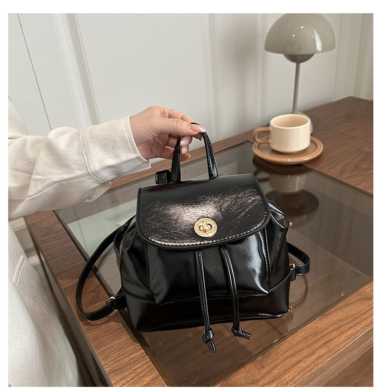 Casual College Women's Backpack Small Travel Bag Fashionable Retro Autumn Winter Leisure Pack Soft Polyester B0305