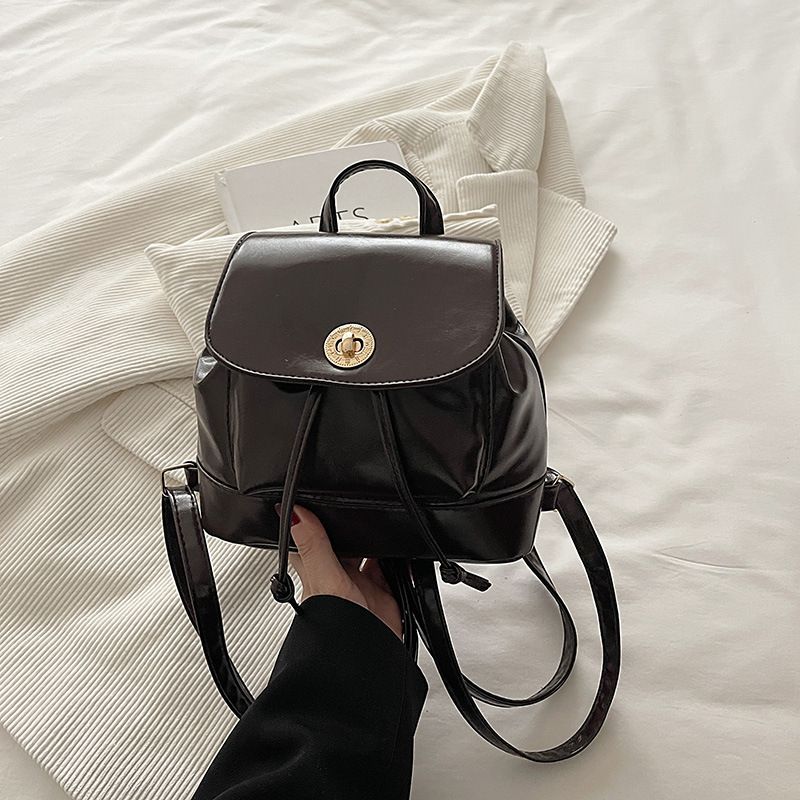 Casual College Women's Backpack Small Travel Bag Fashionable Retro Autumn Winter Leisure Pack Soft Polyester B0305