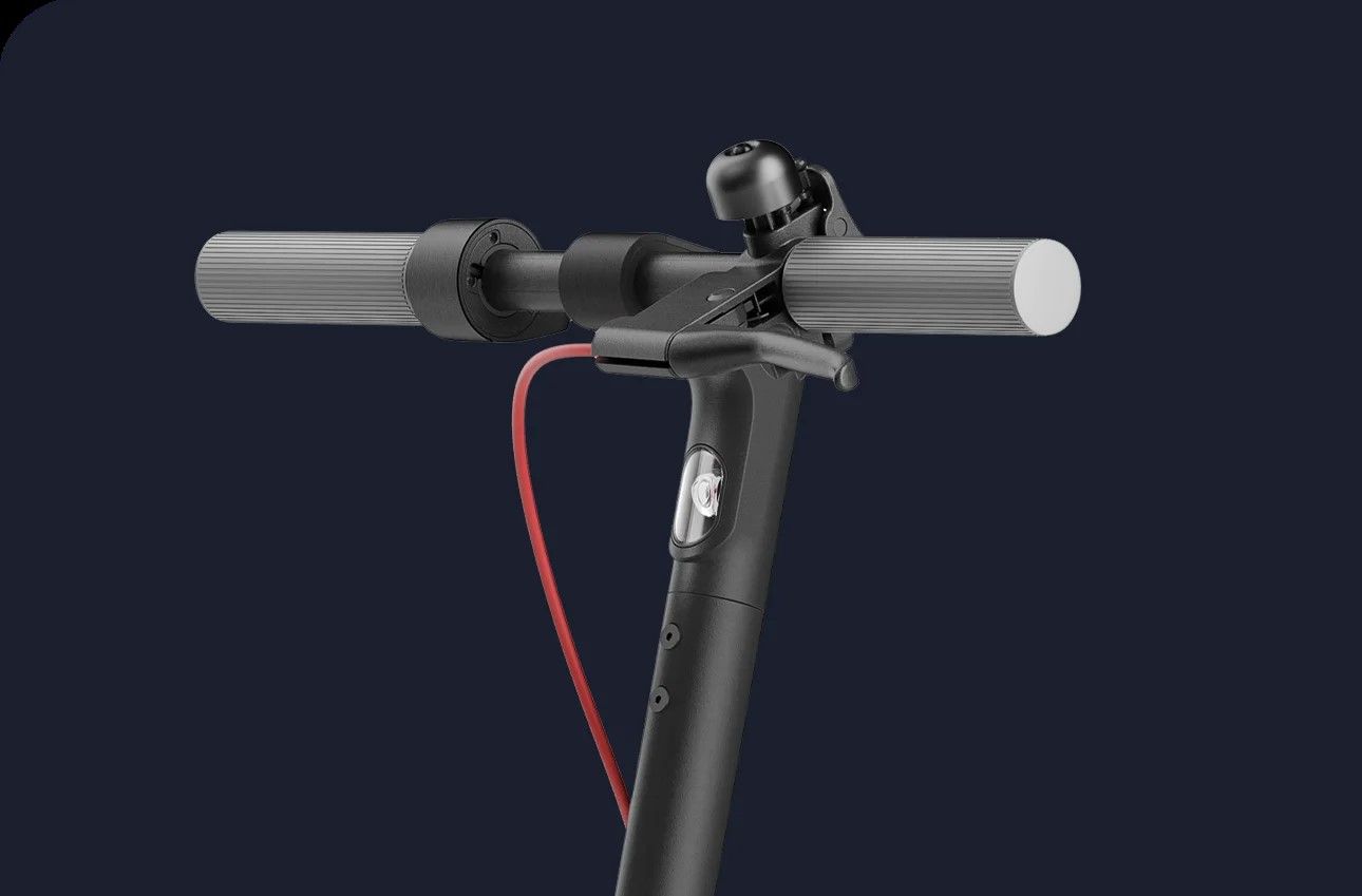 Xiaomi Electric Scooter 4 Lite, Max. speed 25km/hr. Travel range Approx. 20km IP54 Approx. 4.5 hours Charging Time, Deck widened by 5mm, Stable standing, comfortable riding, 300W powerful motor