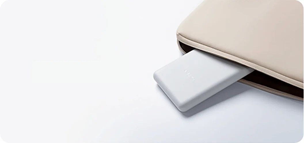Xiaomi Power Bank 10000mAh 22.5W Lite Lightweight and portable, Multiple device compatibility, USB-C two-way fast charging, Charge three devices simultaneously, Supports low-current charging