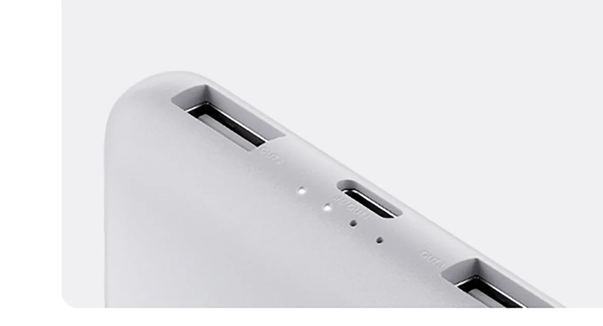 Xiaomi Power Bank 10000mAh 22.5W Lite Lightweight and portable, Multiple device compatibility, USB-C two-way fast charging, Charge three devices simultaneously, Supports low-current charging
