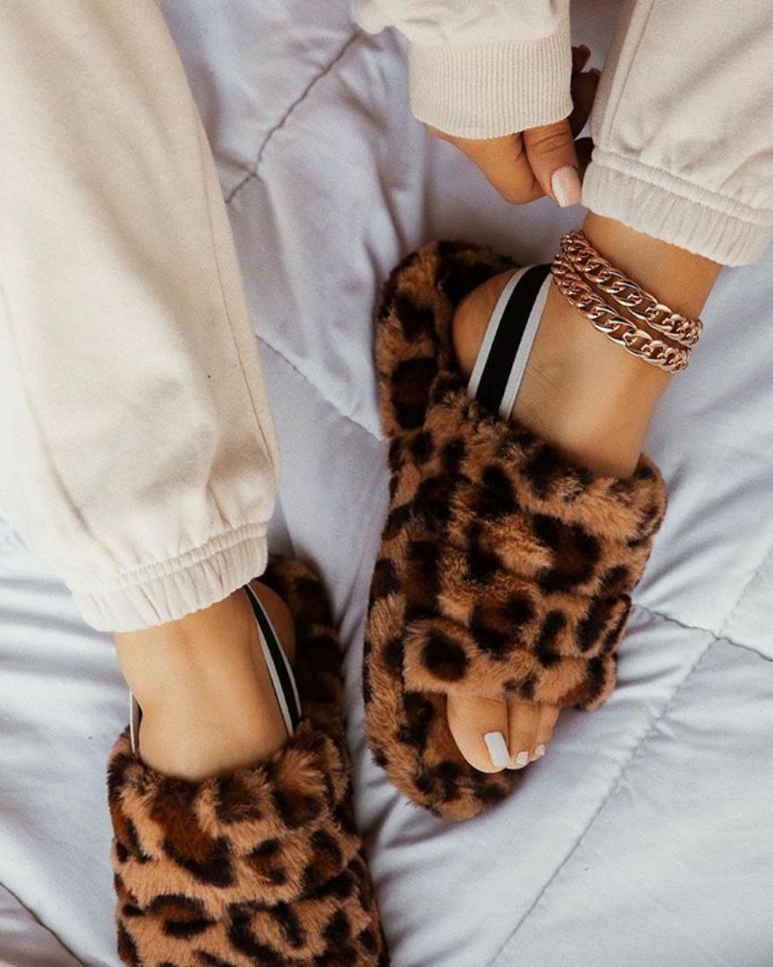 Fancy Fluffy high-quality shoes.FLUFFY are made from premium suede and lined with genuine sheeps wool, which provides your feet with ample warmth. The supple suede upper provides a touch of elegance,