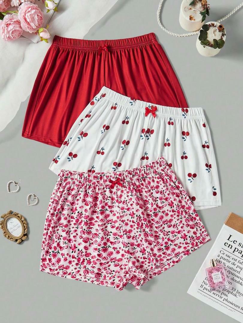 3 set booty short.Booty shorts are very short, form-fitting shorts designed to highlight the hips, thighs, and buttocks.

They’re usually made from stretchy, soft materials like cotton, spandex, or po