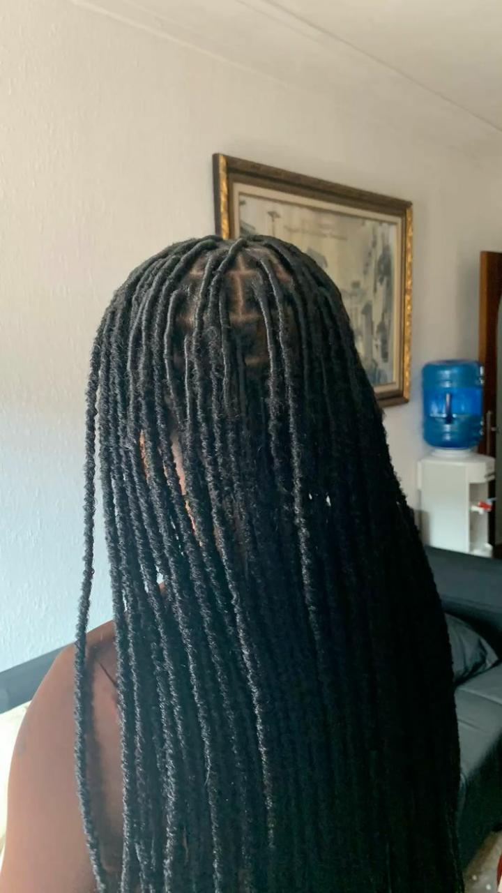 Sasha baddie locs handmade full head.often using artificial dreadlock extensions or natural human hair to add