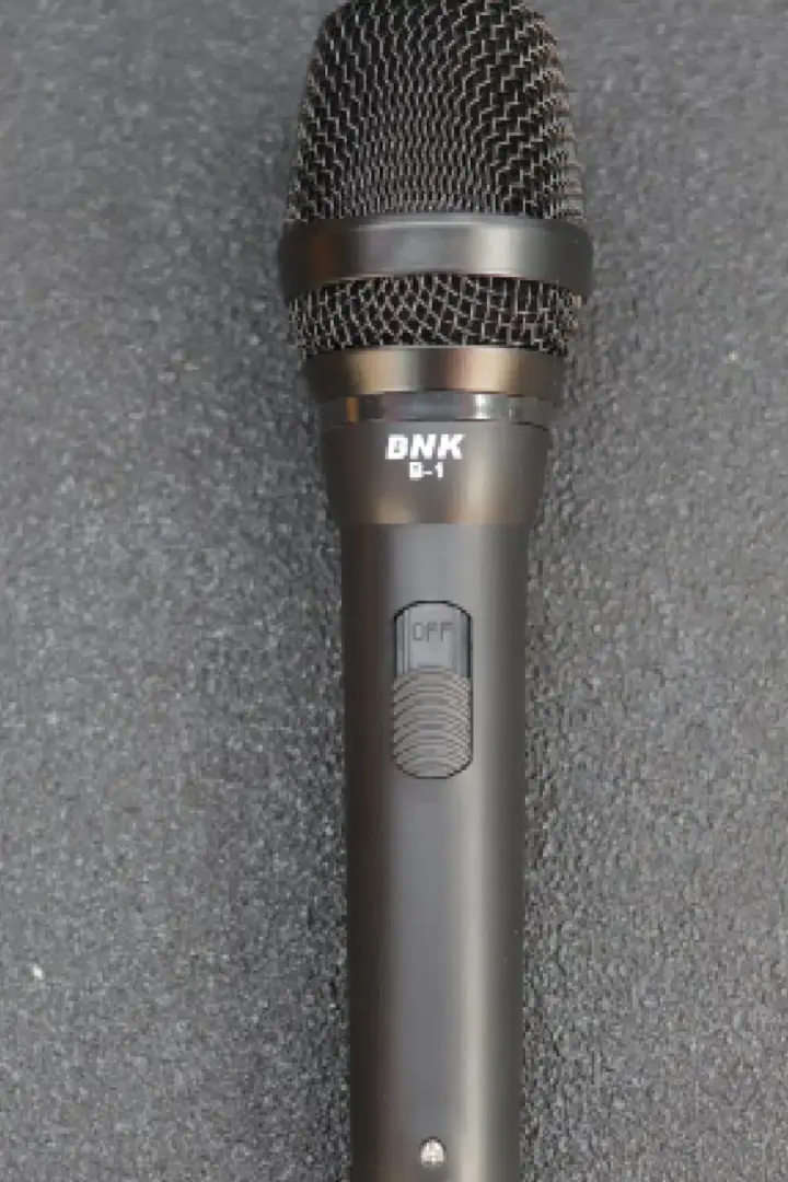BNK B-1 Wired Cardioid Dynamic Vocal Microphone - Brand New