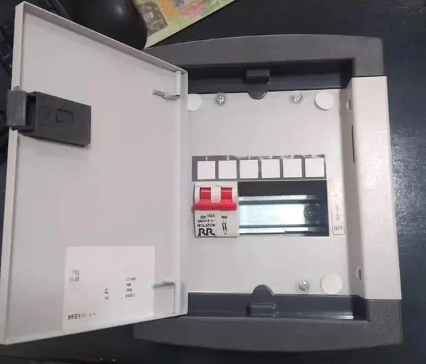 Electrical Carbon Coated Consumer Complete Unit