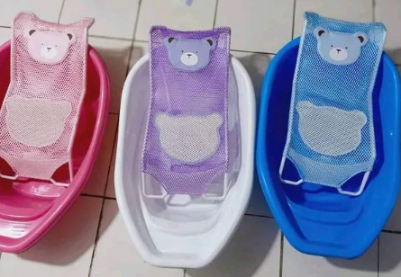 Adjustable Baby Bath Net Support | Safe & Comfortable Newborn Bath Hammock for Boys, Girls & Unisex Use | Fits Most Baby Bathtubs