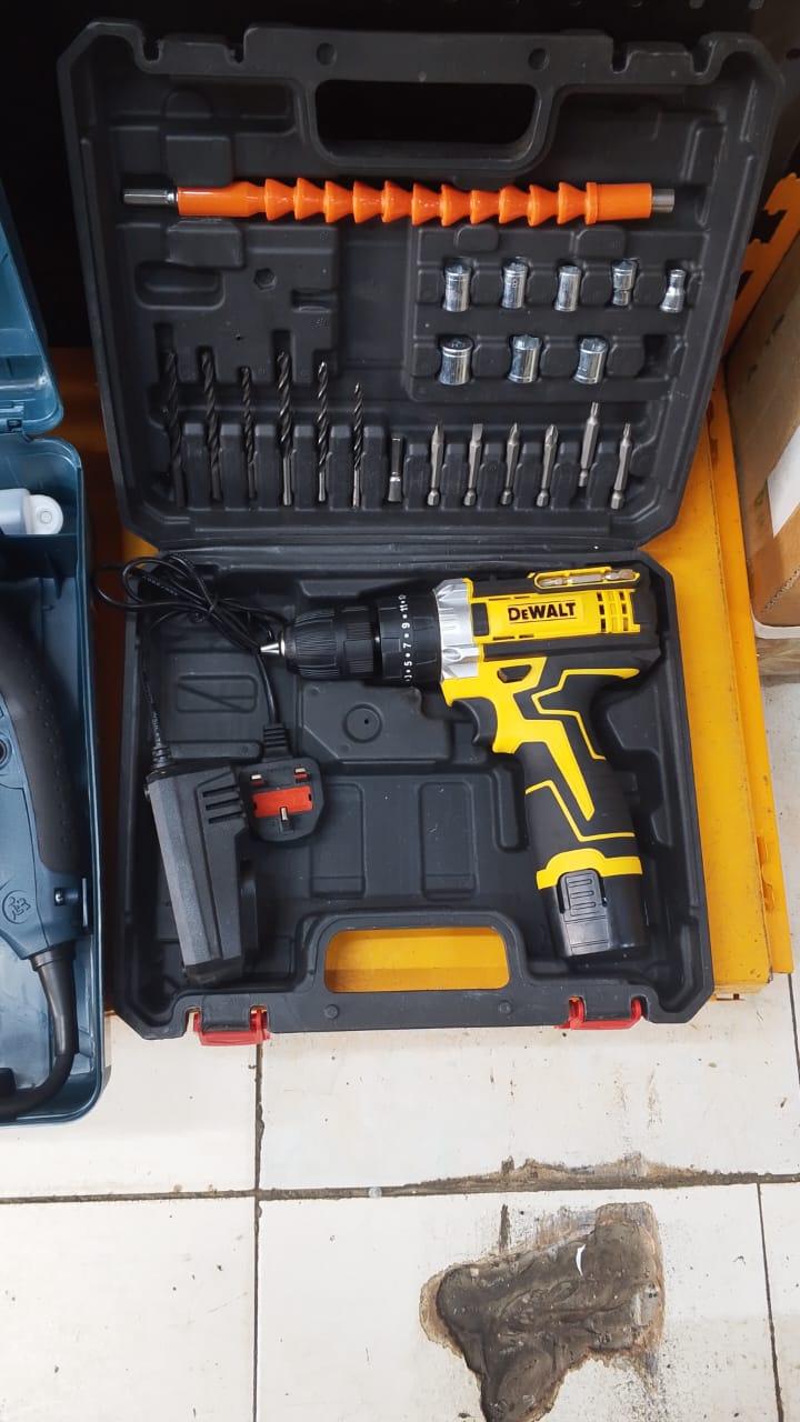 Dewalt 21v Codless Brushless Hand Held Drill With 2 Rechargeable Batteries, Blow Case, 2 Speed, Screwdriver Kit Drill Set
