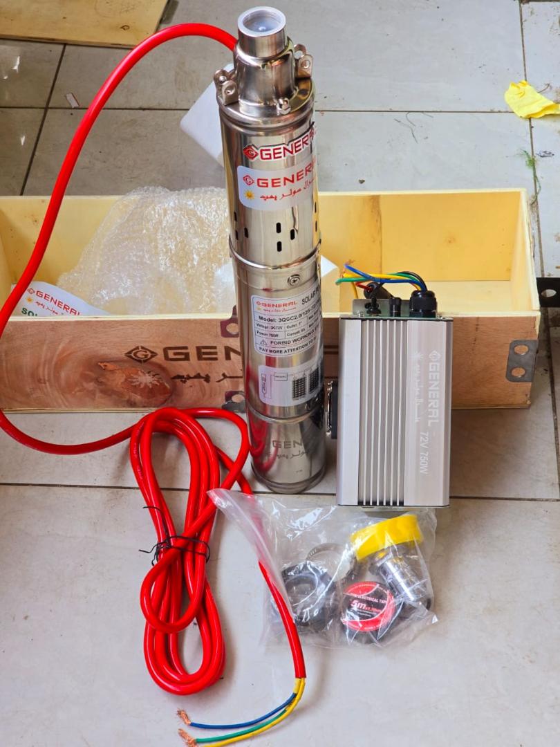 Solar water pump 750watts 125M head. Complete with control box.