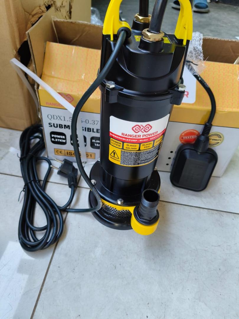 Ranger Power  QDX Quality Submersible Well Water Pump 1 hp With 105Feet Maximum Head/ Height 1'' Outlet with float switch