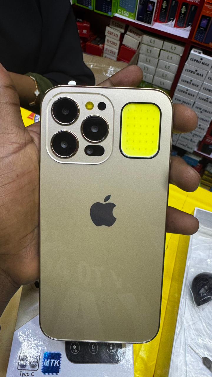 LIMITED DISCOUNT 🔥🔥🔥🔥 !!!BRAND NEW JX A15 PRO 2.4 INCH SCREEN DISPLAY,HD CAMERA,BLUE TOOTH,VERY BIG BATTERY 2700MAH,WIRELESS FM,DUAL SIM CARD,INTERNET BROWSER,WARRANTY,TORCH,AUDIO