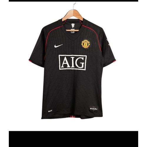 Manchester United Retro Kit