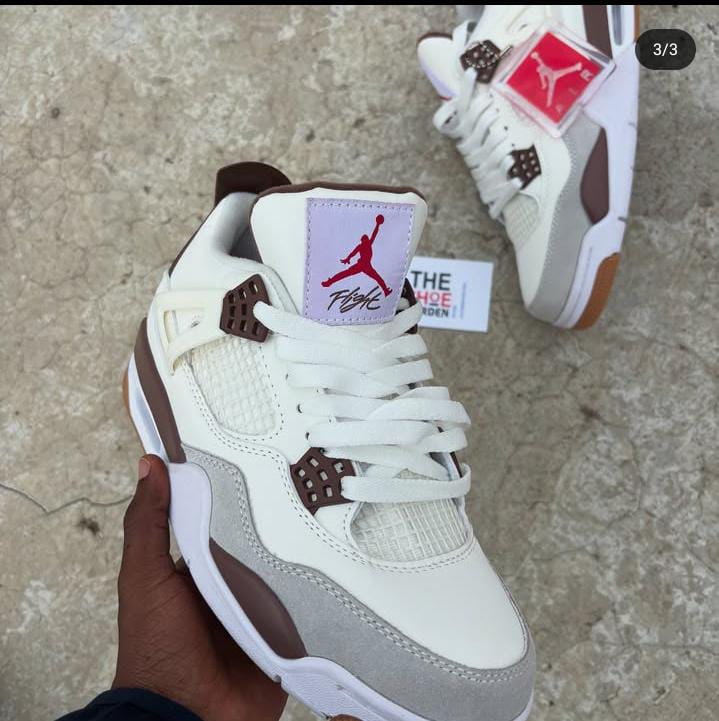 OFFER!!!OFFER!!! Original Air Jordan 4 SB "Mocha"  Breathable Sneakers Authentic & Best Quality Men's J4 Shoes
