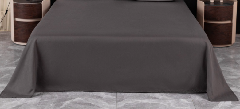 Simple solid color bed sheets can be machine washed, skin friendly, and brushed, light luxury