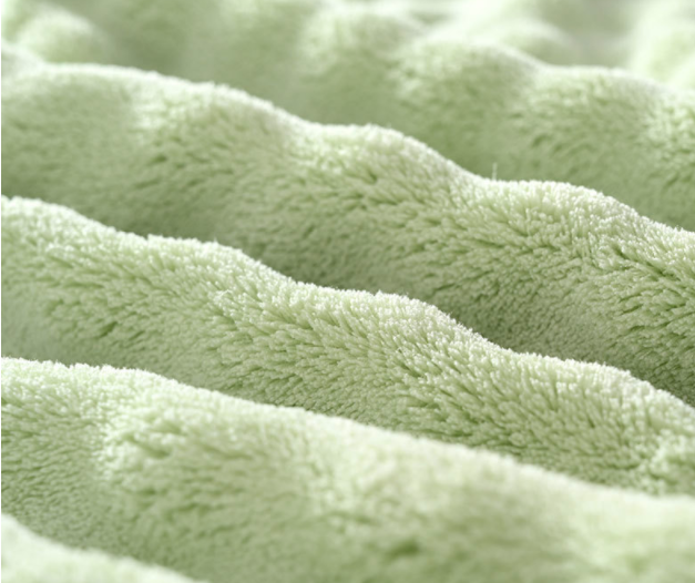 Bubble velvet bath towel, new product, suitable for showering, can absorb water without shedding hair, is soft and quick drying, edge wrapped，1pc 70 * 140cm