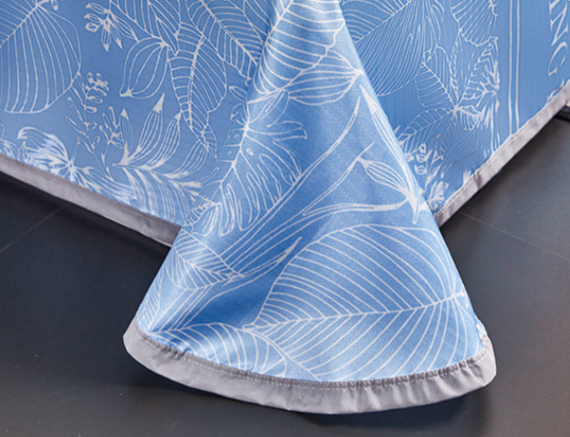 New bed sheet design with diagonal ice silk mat three piece set, machine washable, foldable, non deformable, and soft cooling mat，1pc bed sheet, 2pc pillowcase