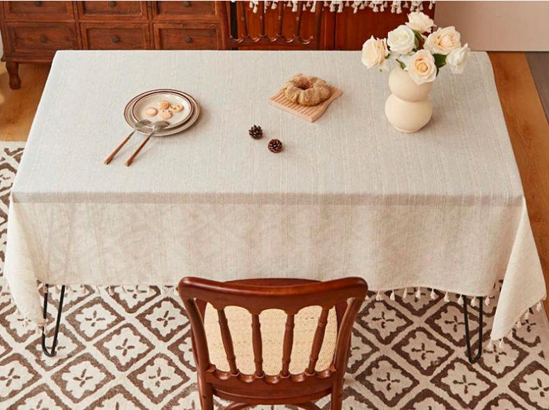 European classical cotton and linen tablecloth with lines and tassels, creating an atmosphere for dining tablecloths, dust-proof decorative cloths, living room coffee table covers