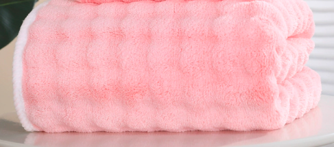 Bubble velvet bath towel, new product, suitable for showering, can absorb water without shedding hair, is soft and quick drying, edge wrapped，1pc 70 * 140cm