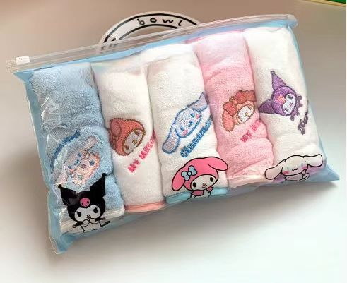 5pcs coral fleece children's square scarves, cartoon embroidery, skin friendly and absorbent, can be hung as towels, children's handkerchiefs, hand towels, face towels