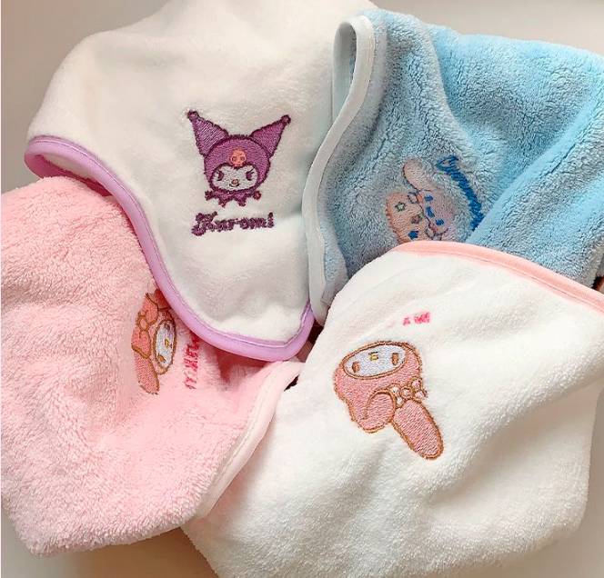 5pcs coral fleece children's square scarves, cartoon embroidery, skin friendly and absorbent, can be hung as towels, children's handkerchiefs, hand towels, face towels