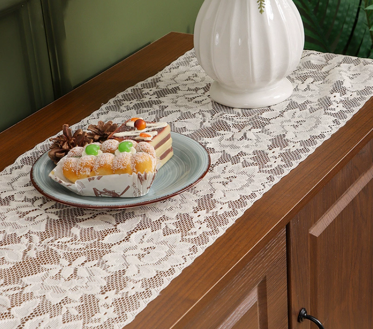 Lace table flag, French style light luxury high-end hollowed out dining cabinet tablecloth, decorative cloth long tablecloth