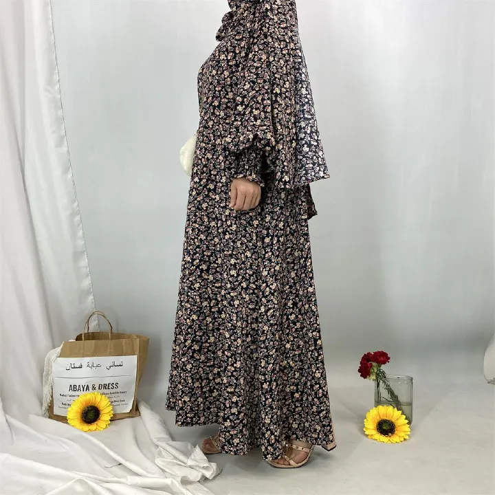 New floral dress for women's wear in Dubai, Arabia during Ramadan, dress with headscarf, popular women's wear in Turkey and Morocco