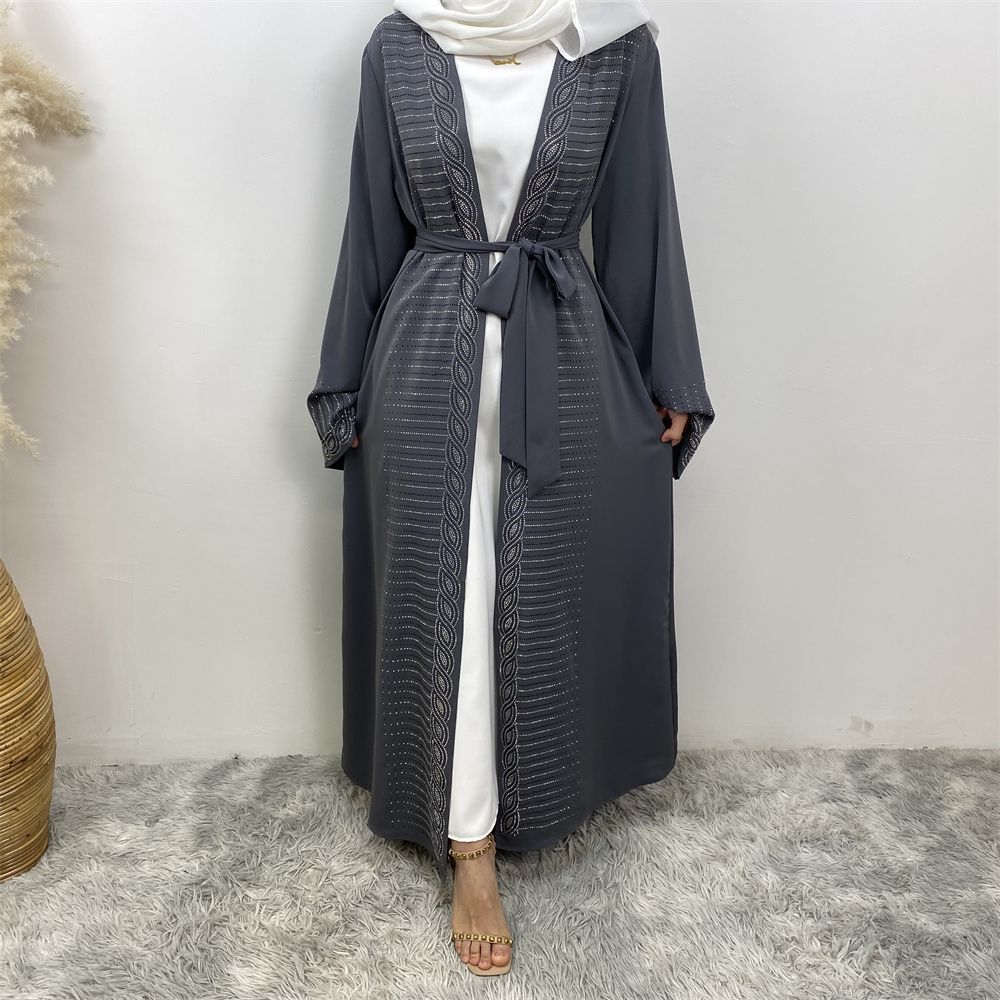 Fashionable Middle Eastern brick embodying abaya, European and American Muslim, Arab, Turkish, Dubai, slim-fitting cardigan dress with pockets