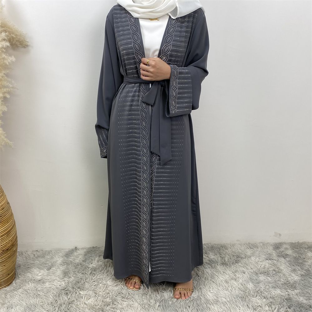 Fashionable Middle Eastern brick embodying abaya, European and American Muslim, Arab, Turkish, Dubai, slim-fitting cardigan dress with pockets