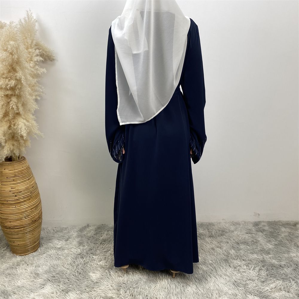 Fashionable Middle Eastern brick embodying abaya, European and American Muslim, Arab, Turkish, Dubai, slim-fitting cardigan dress with pockets
