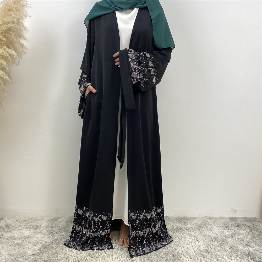 During Ramadan, Muslim Dubai, Turkish, Moroccan, Arab slimming, pocket cardigans, Islamic women's fashion, Middle Eastern ironed brick abaya are on sale