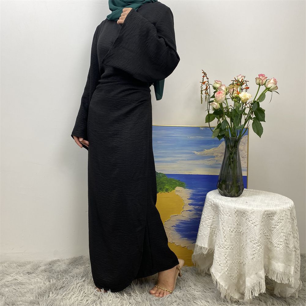 A Turkish plain color belt side pocket Muslim Islamic elegant robe dress from Dubai, Middle East
