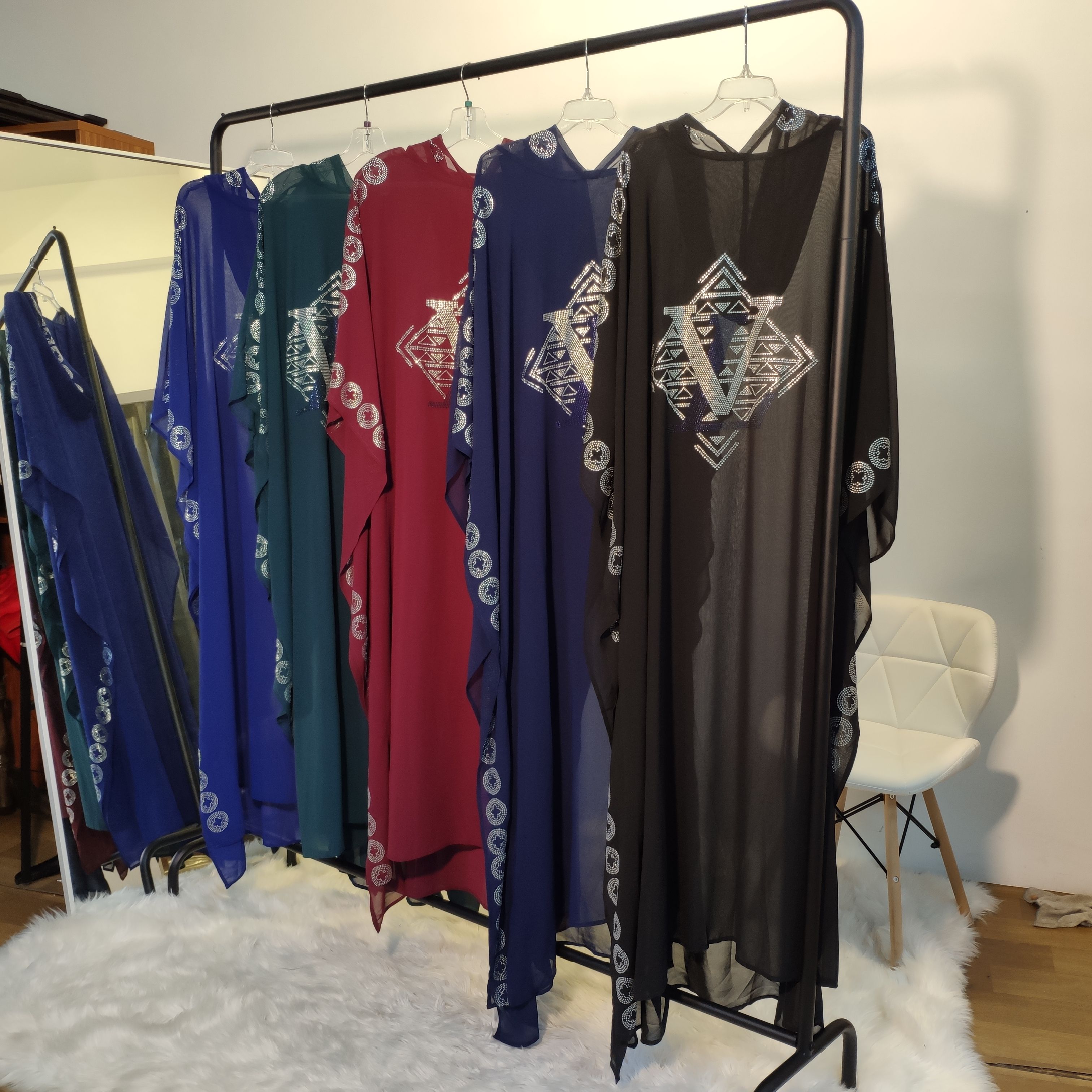 New fashion able Muslim gradient Arabian robe Dubai fashionable Muslim popular women's cardigan chiffon Luxurious rhinestone Muslim Dress