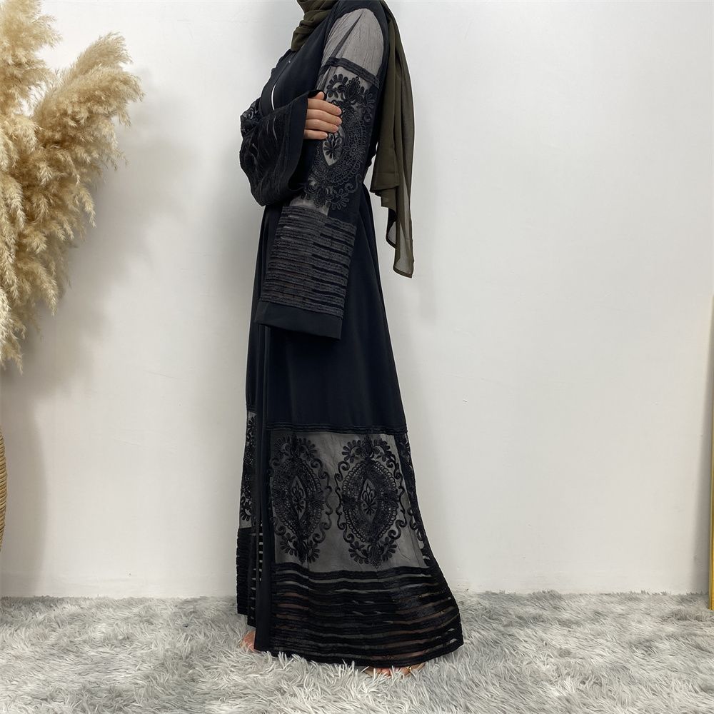 Muslim Middle East Islamic fashion hit cardigan women's wear, embroidered mesh fabric, Dubai robe dress