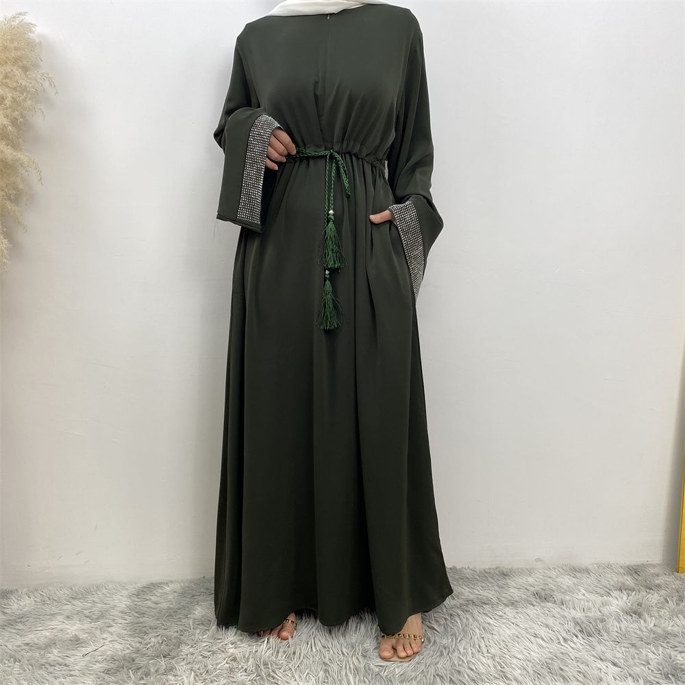 Middle Eastern Muslim fashion women's dress with diamond and patchwork lace-up, Islamic women's popular pocket robe