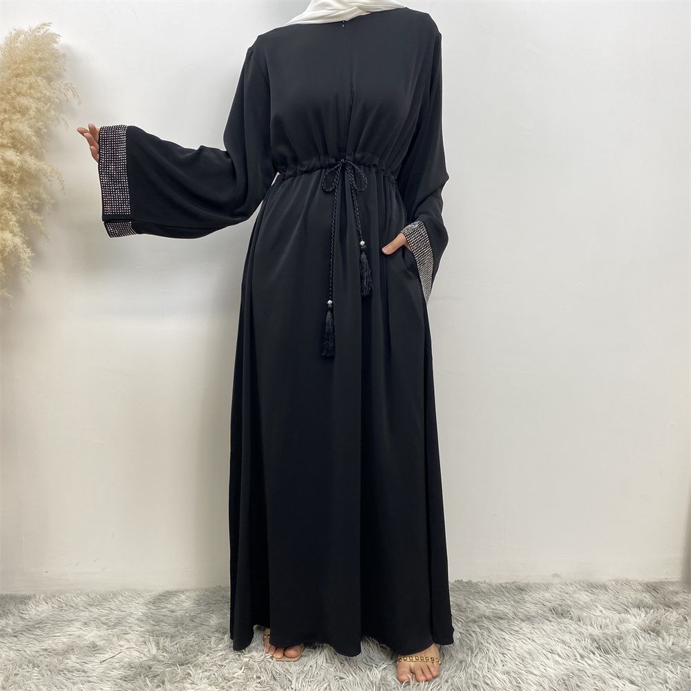 Middle Eastern Muslim fashion women's dress with diamond and patchwork lace-up, Islamic women's popular pocket robe