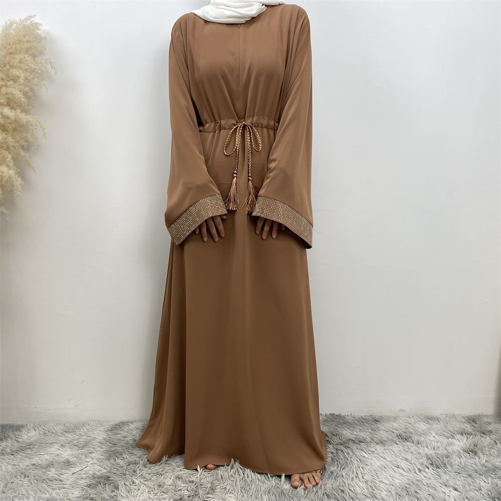 Middle Eastern Muslim fashion women's dress with diamond and patchwork lace-up, Islamic women's popular pocket robe