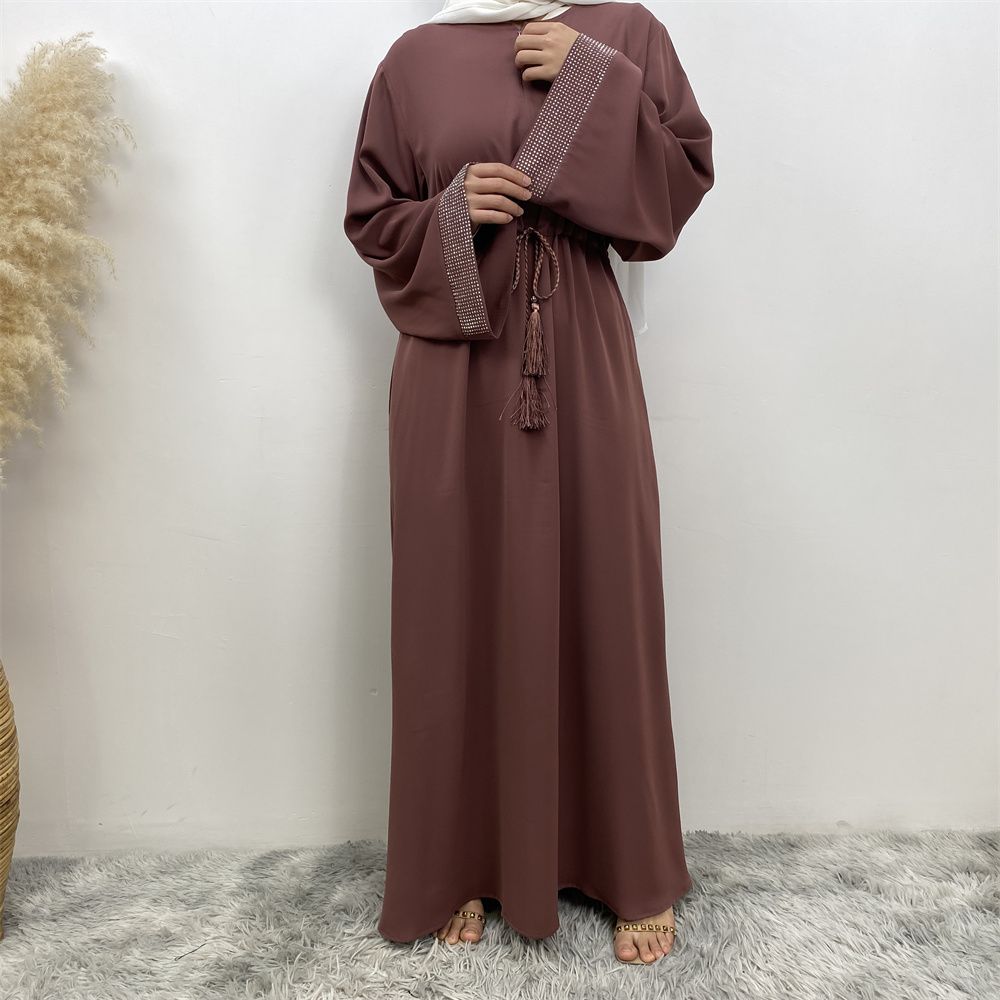 Middle Eastern Muslim fashion women's dress with diamond and patchwork lace-up, Islamic women's popular pocket robe