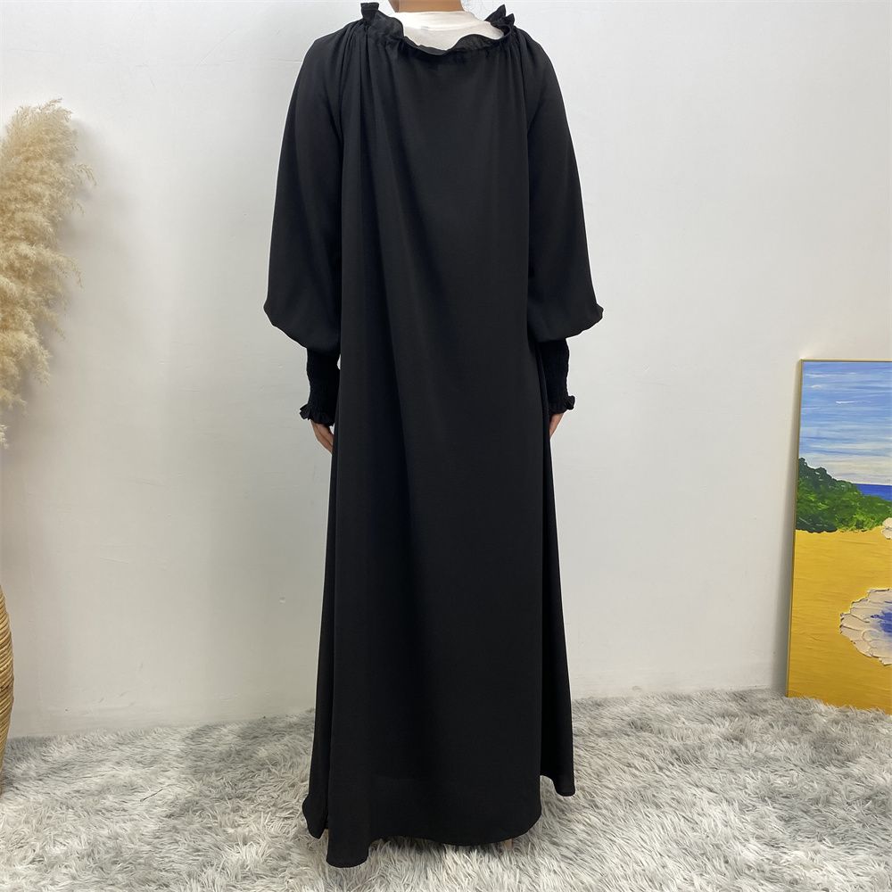 A new, fashionable and simple solid-color Muslim women's dress exclusively for cross-border supply from the Middle East, Turkey, Dubai and Arab countries
