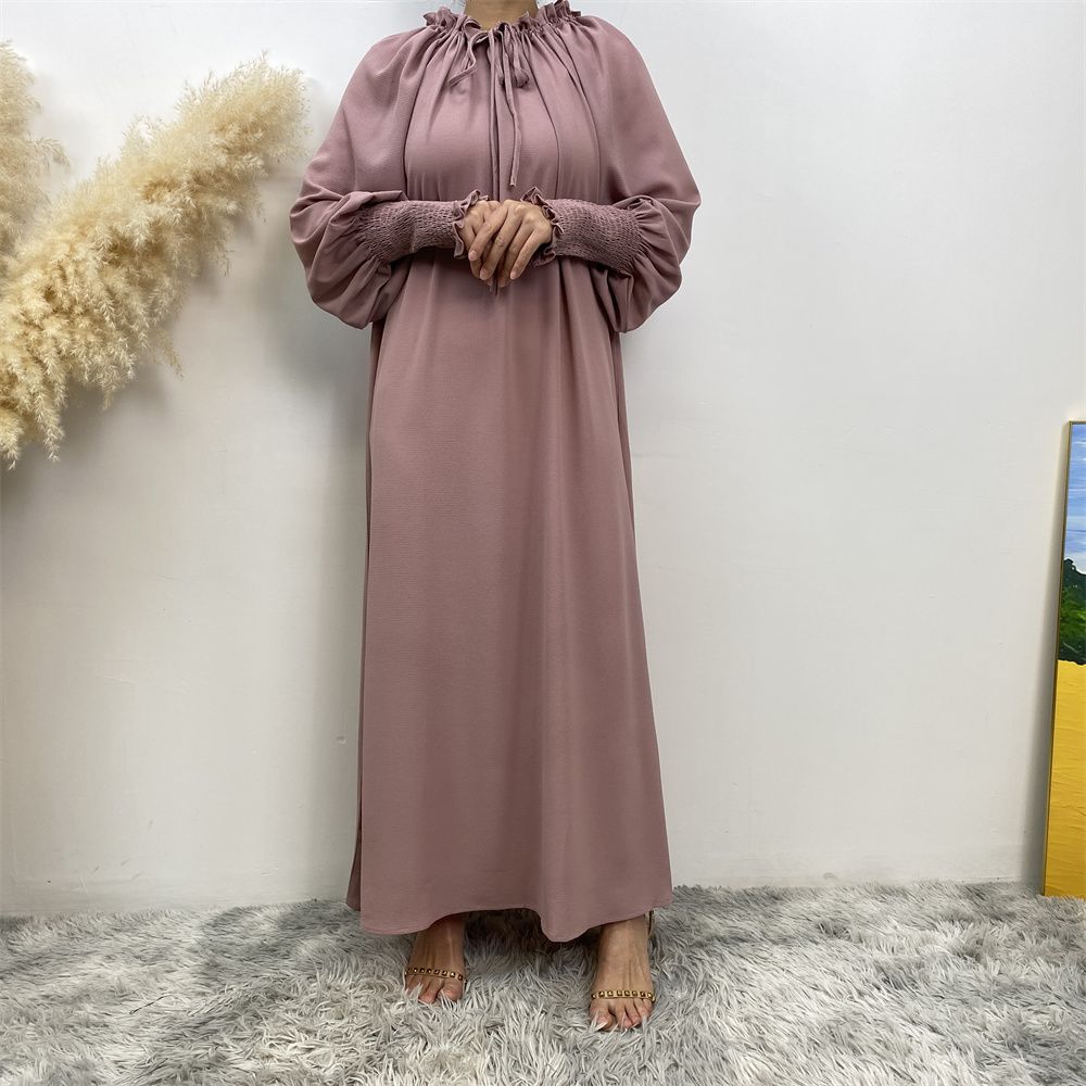 A new, fashionable and simple solid-color Muslim women's dress exclusively for cross-border supply from the Middle East, Turkey, Dubai and Arab countries