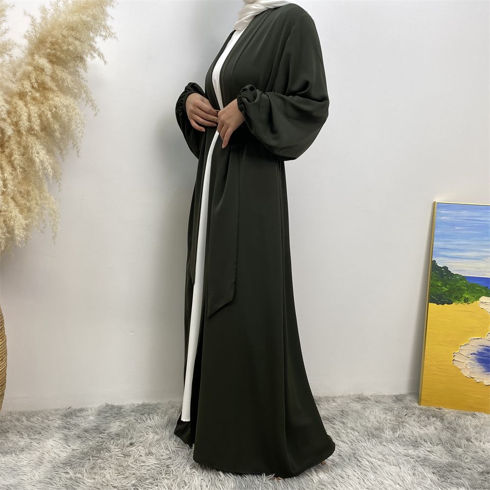 The best-selling solid-color cardigan in the Muslim Middle East Dubai robe and the popular Islamic fashion women's dress