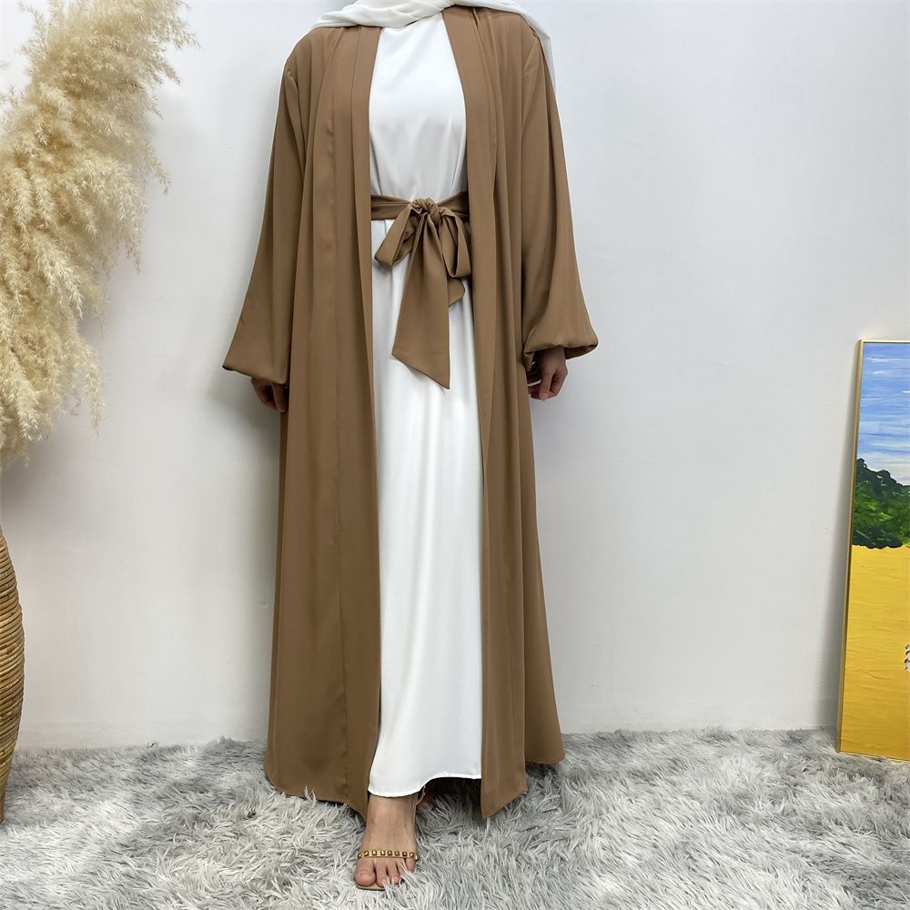 The best-selling solid-color cardigan in the Muslim Middle East Dubai robe and the popular Islamic fashion women's dress