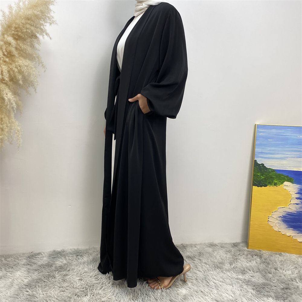 The best-selling solid-color cardigan in the Muslim Middle East Dubai robe and the popular Islamic fashion women's dress
