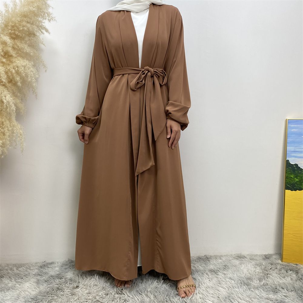 The best-selling solid-color cardigan in the Muslim Middle East Dubai robe and the popular Islamic fashion women's dress