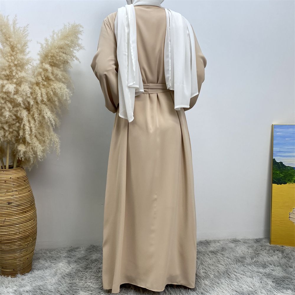 The best-selling solid-color cardigan in the Muslim Middle East Dubai robe and the popular Islamic fashion women's dress