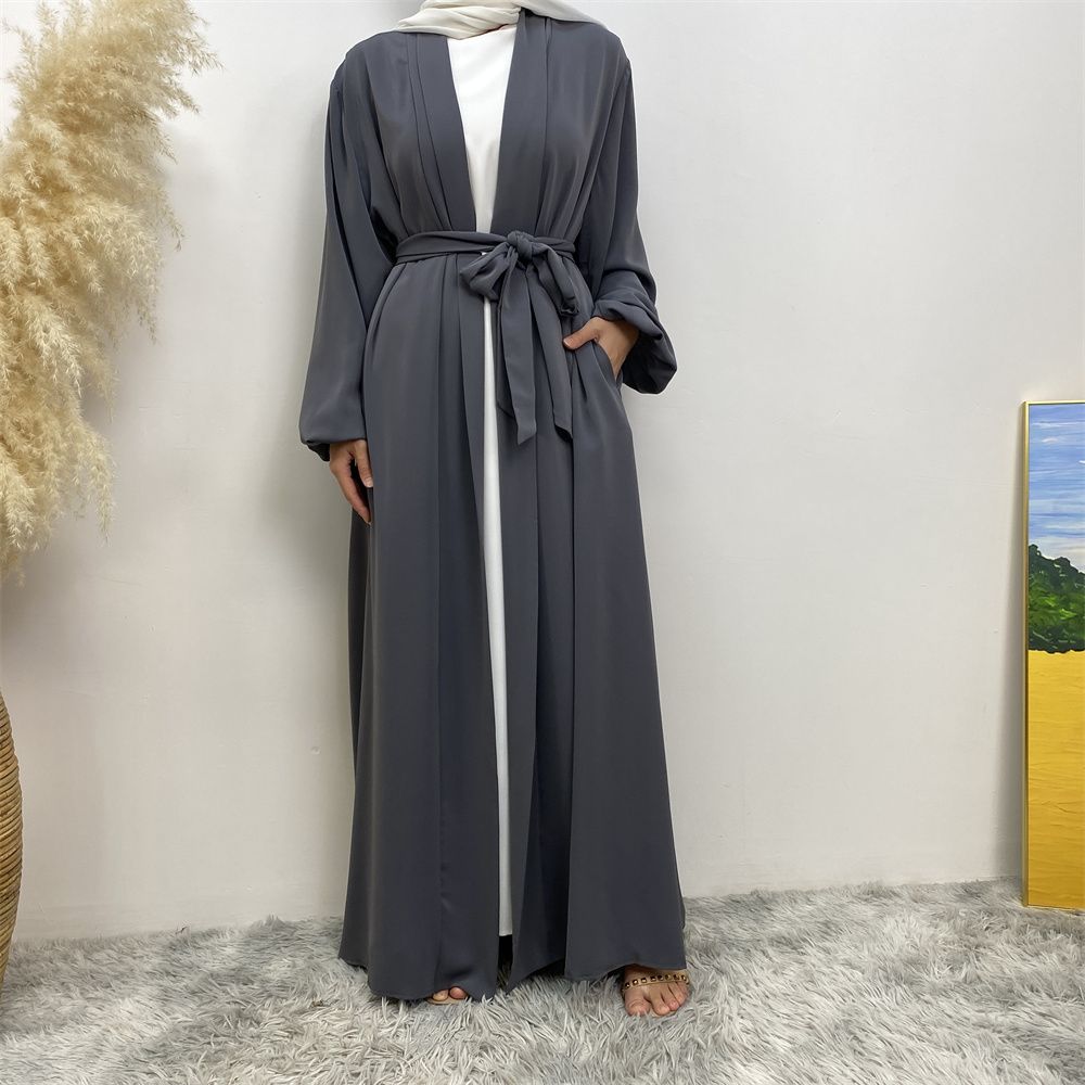 The best-selling solid-color cardigan in the Muslim Middle East Dubai robe and the popular Islamic fashion women's dress