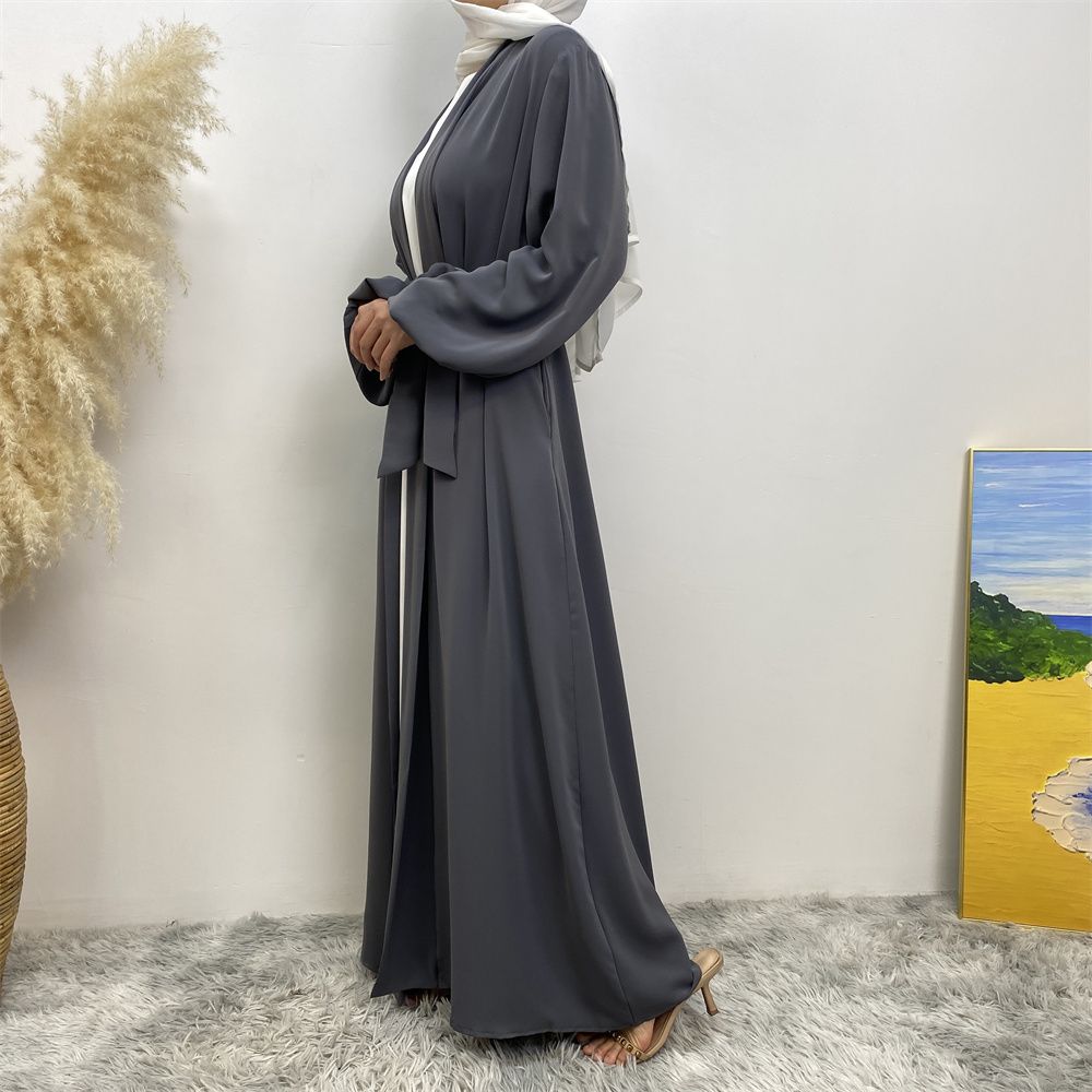 The best-selling solid-color cardigan in the Muslim Middle East Dubai robe and the popular Islamic fashion women's dress