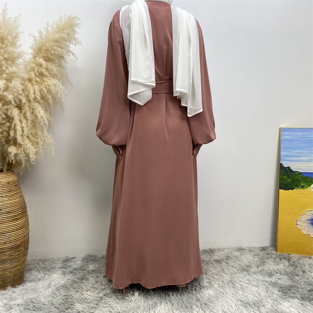 The best-selling solid-color cardigan in the Muslim Middle East Dubai robe and the popular Islamic fashion women's dress