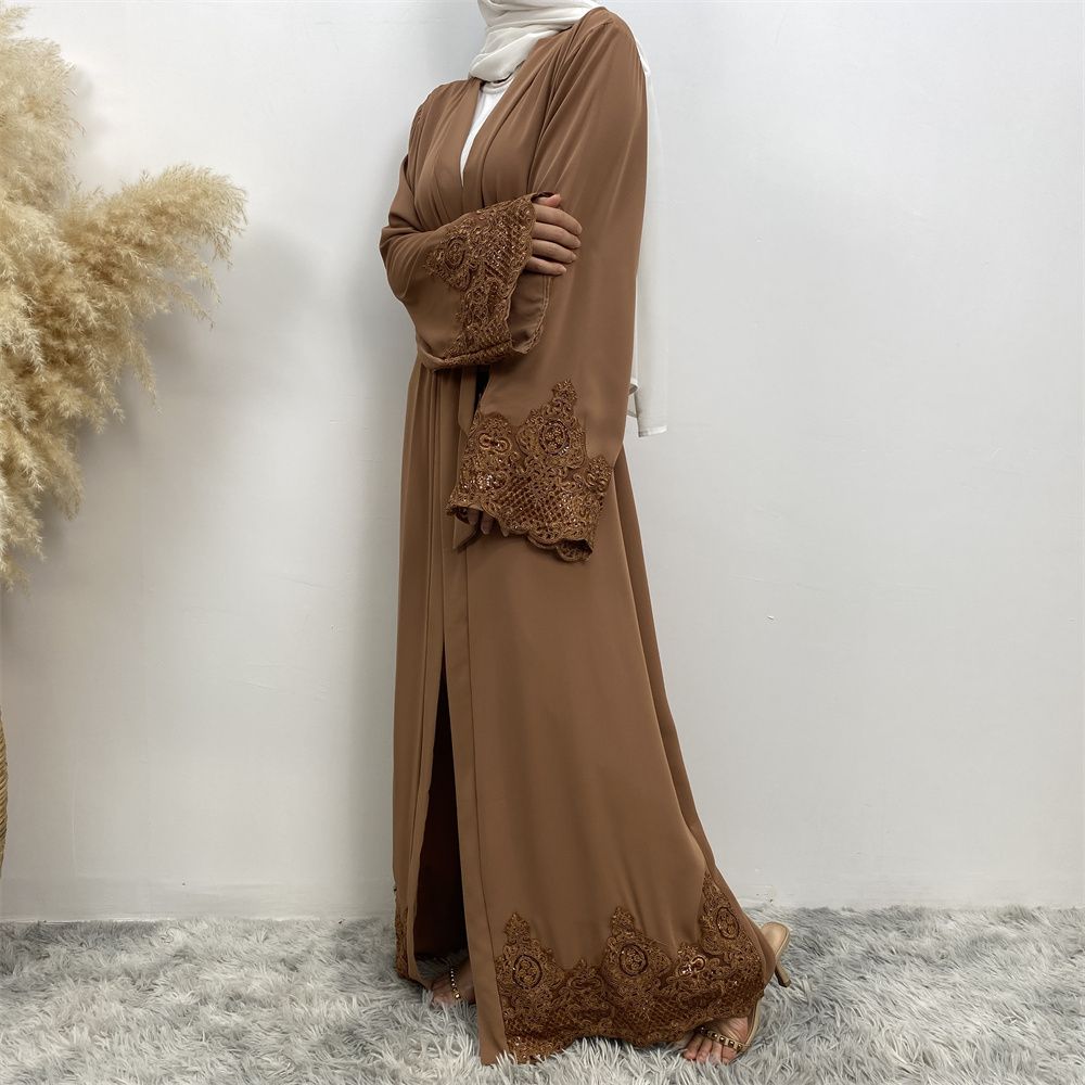 A long Muslim cardigan women's dress with fashionable and casual lace embroidery from Dubai, Turkey, in the Middle East